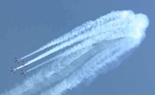 aerobatic_jet_planes_vapor_trails